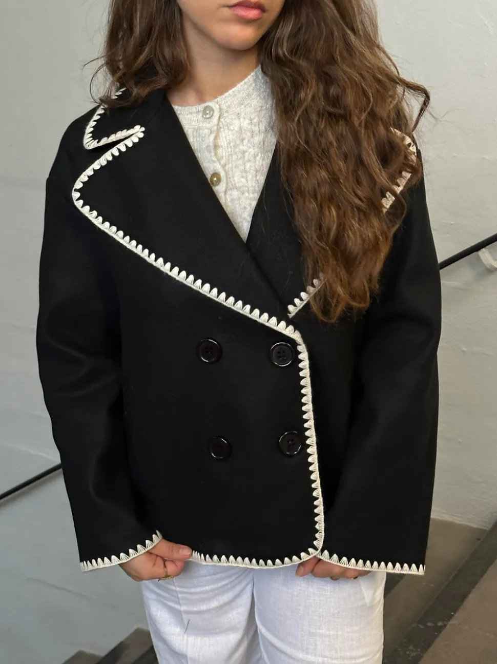 Adele jakke med stitchings - Sort