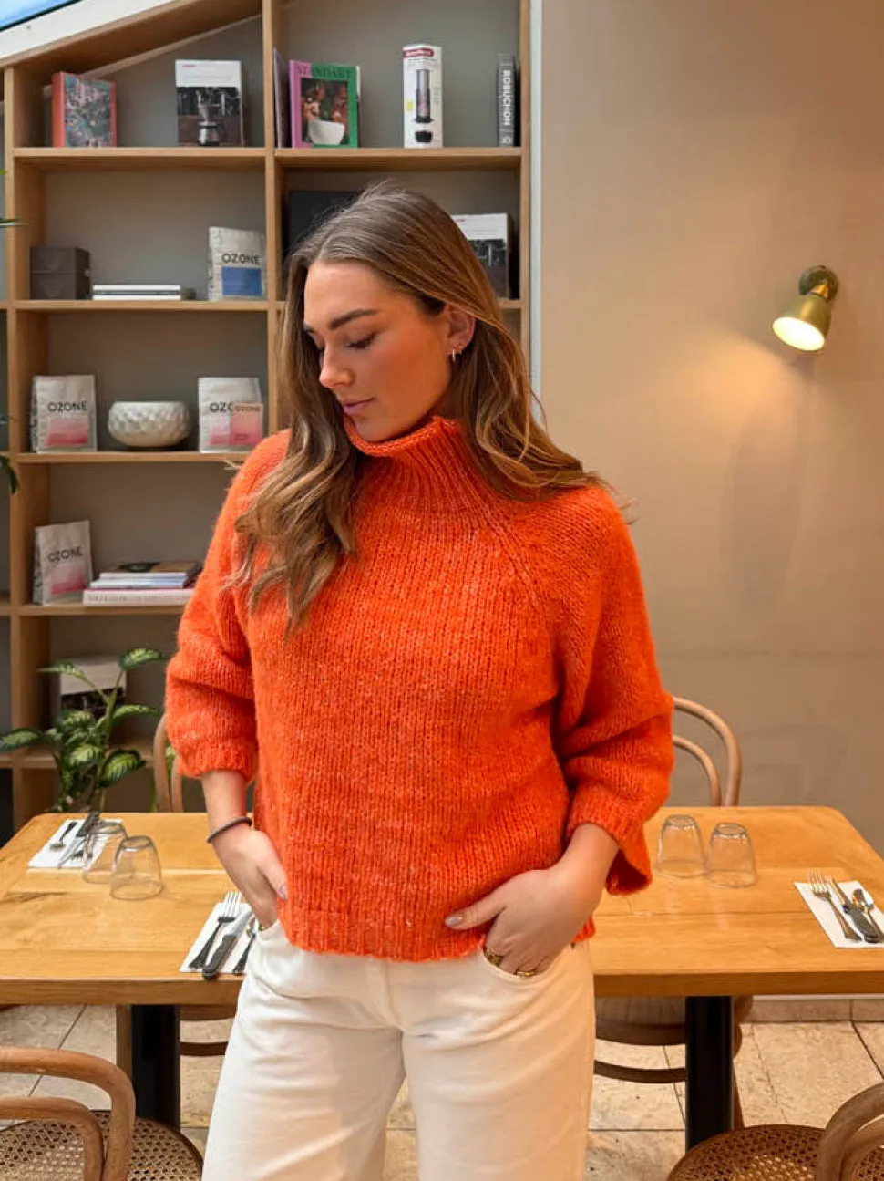 Aire striktrøje med turtleneck - Orange