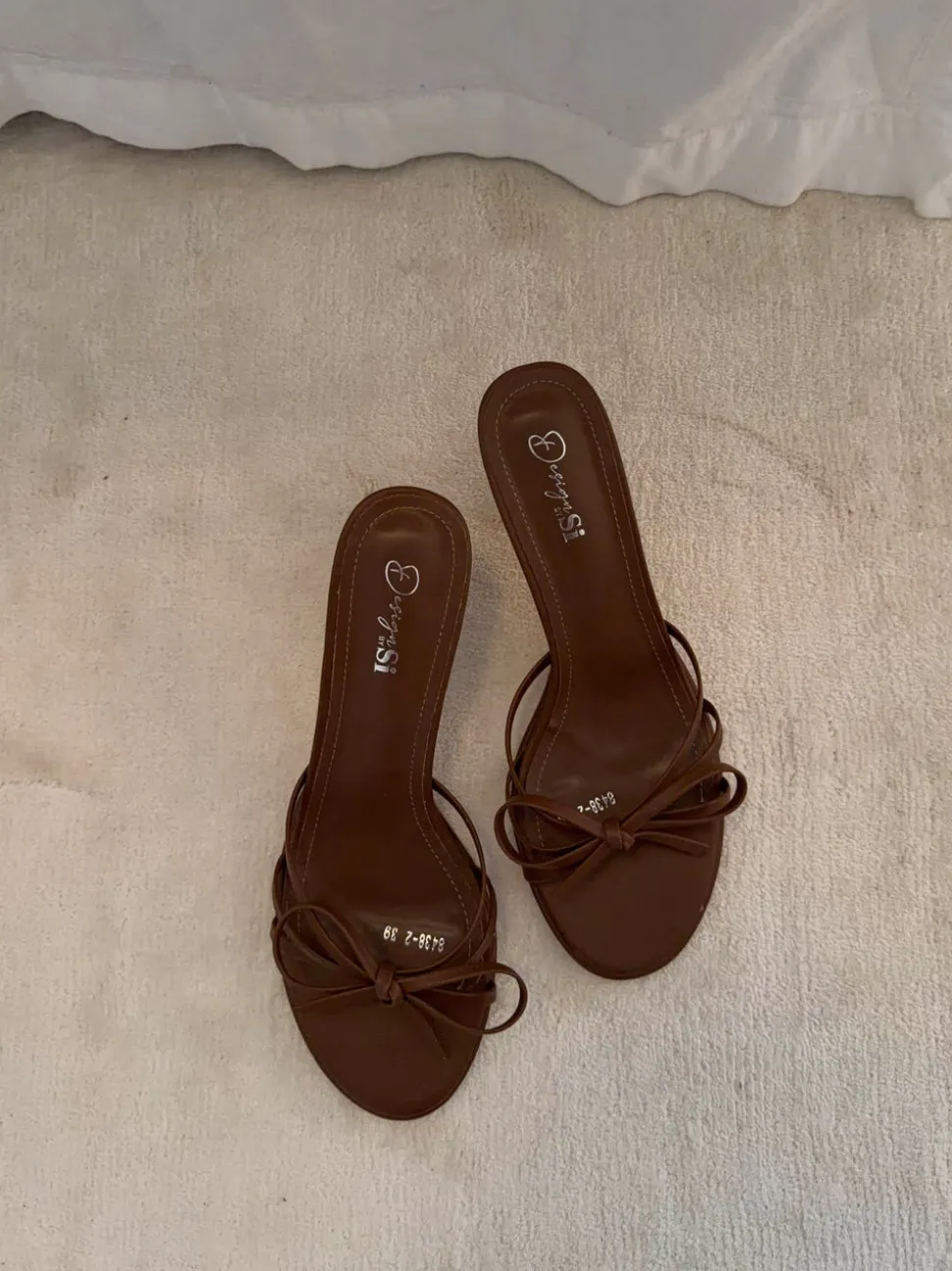 Anna mules med sløjfedetalje - Brun