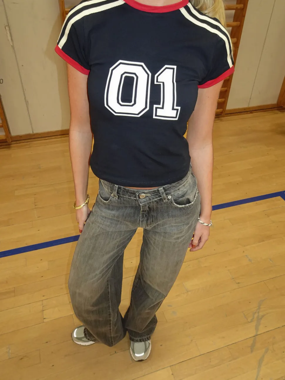 01 baby tee - Navy/rød/beige