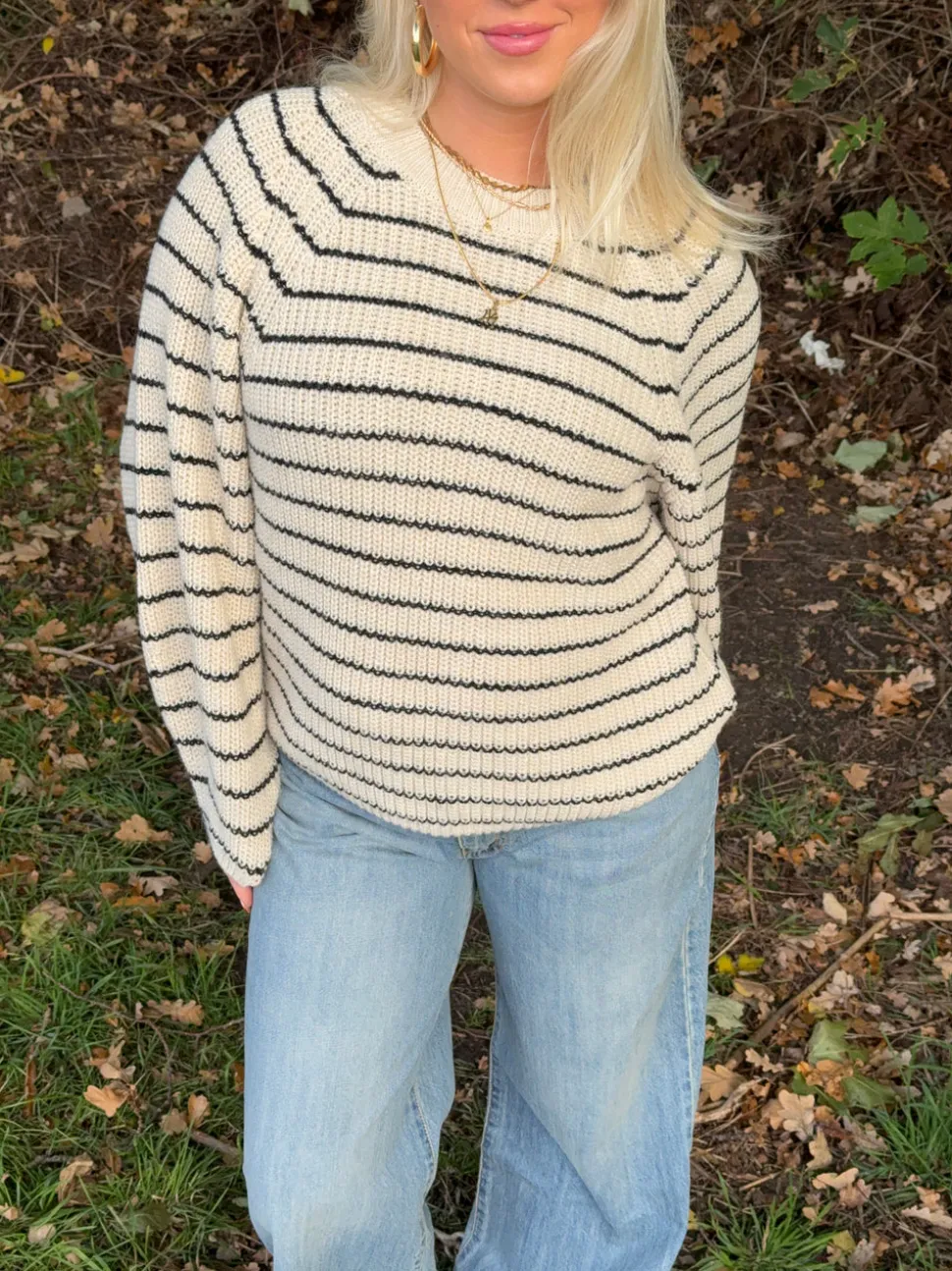 Calva striktrøje med striber - Beige/sort