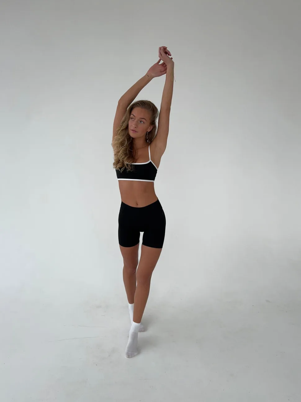 Essential shorts - Jet Black