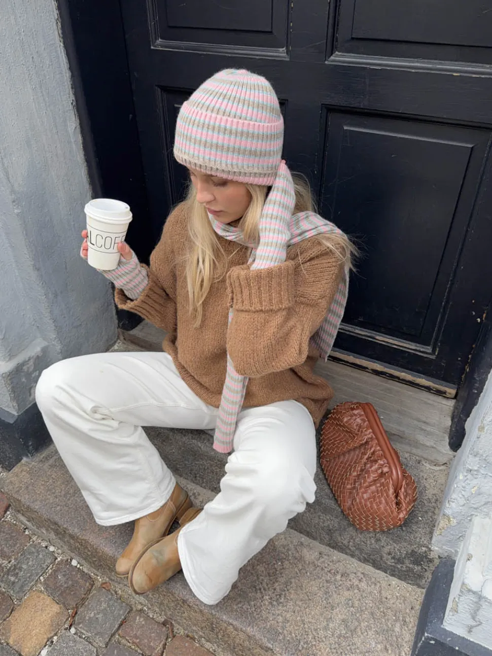 Haze hue med striber - Lyserød/beige/blå