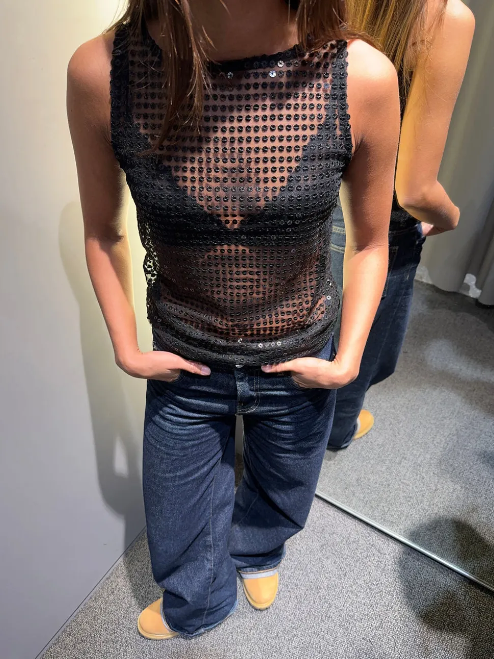 Isobel top med pallietter - Sort