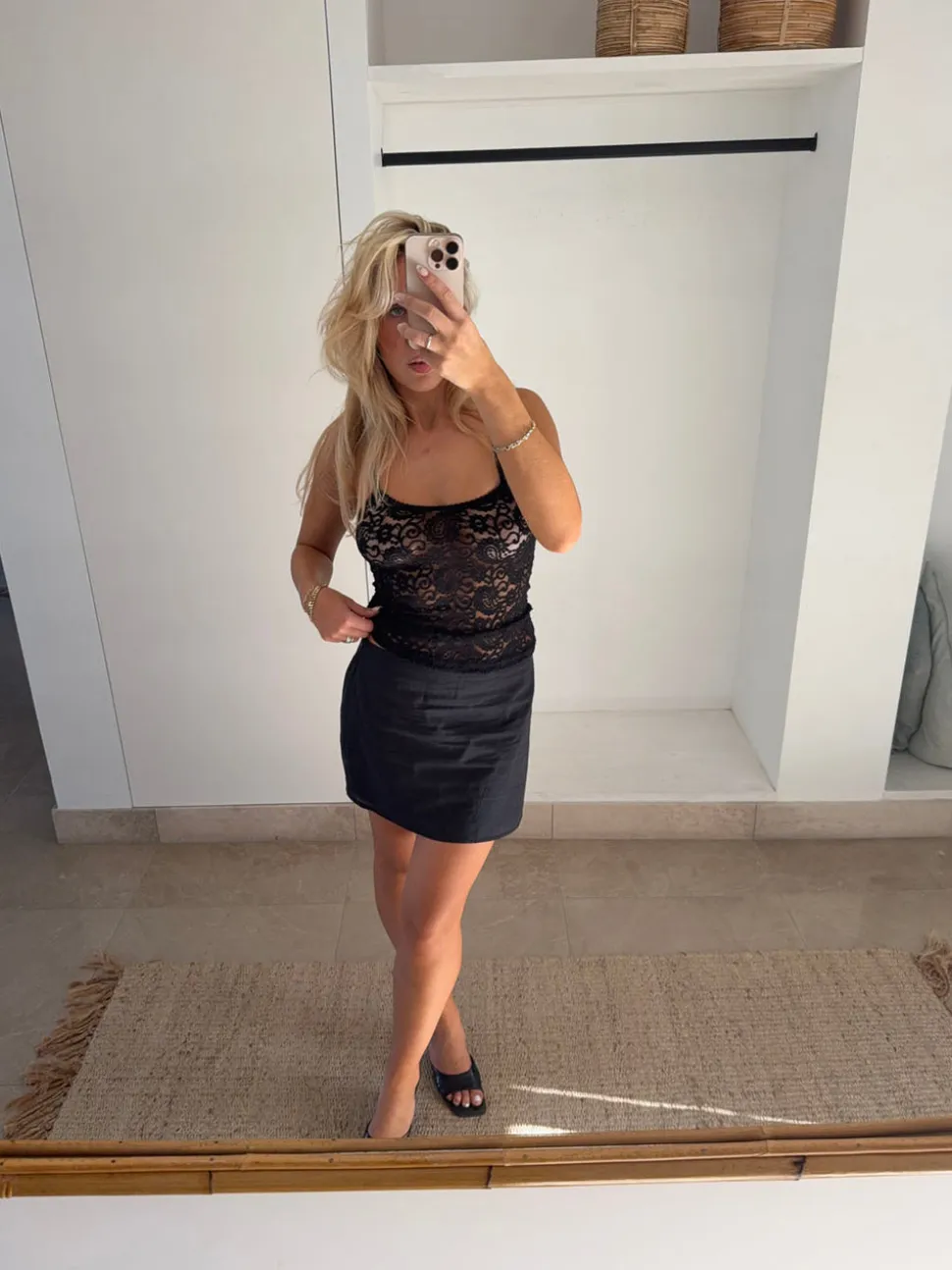 Jeselana top i blonde - Sort