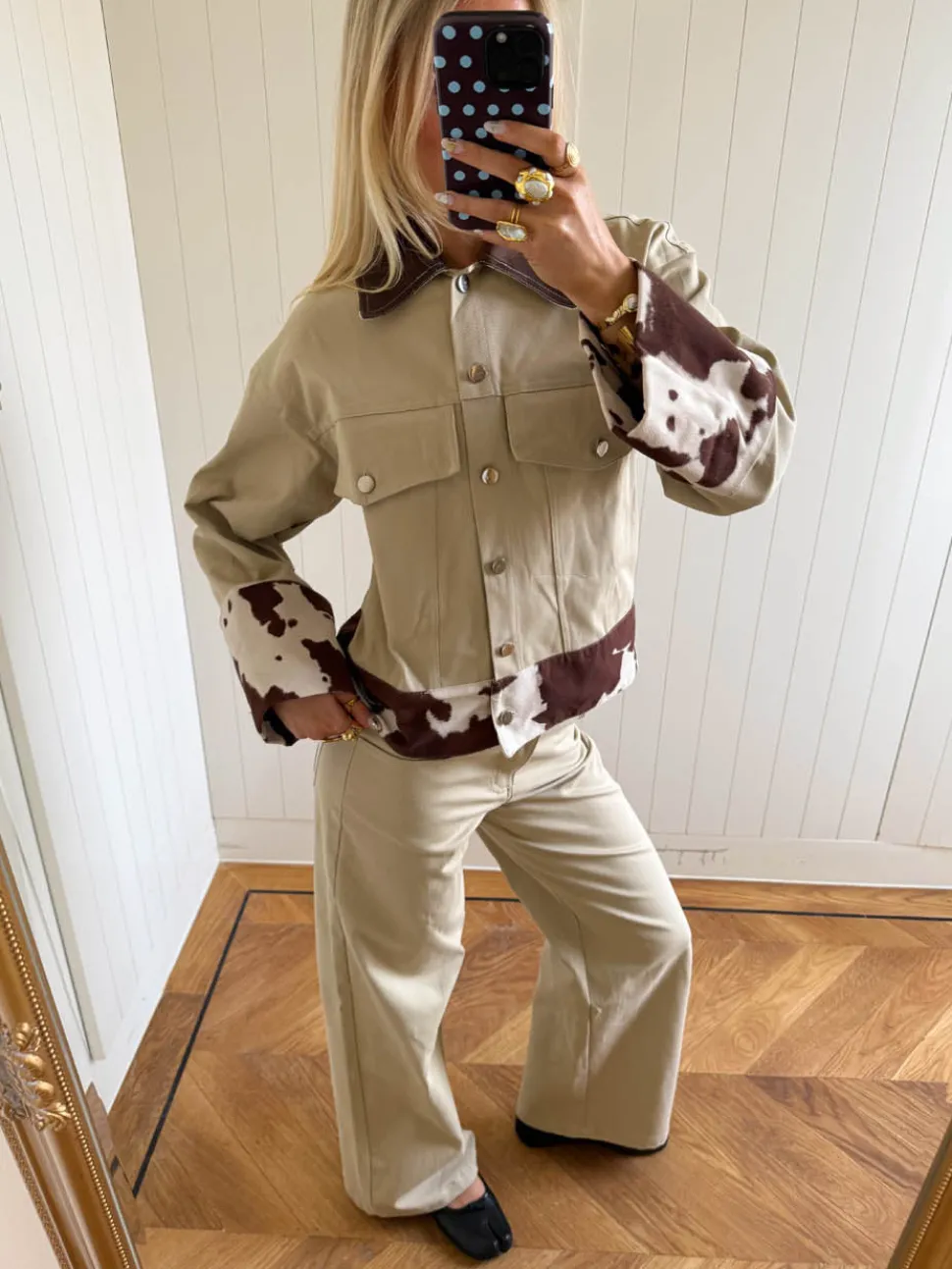 Scandivv denimjakke med koprint - Beige/brun/hvid