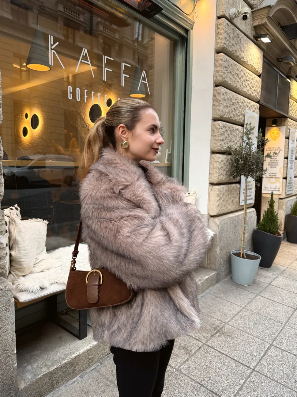 Tilla pelsjakke - Beige