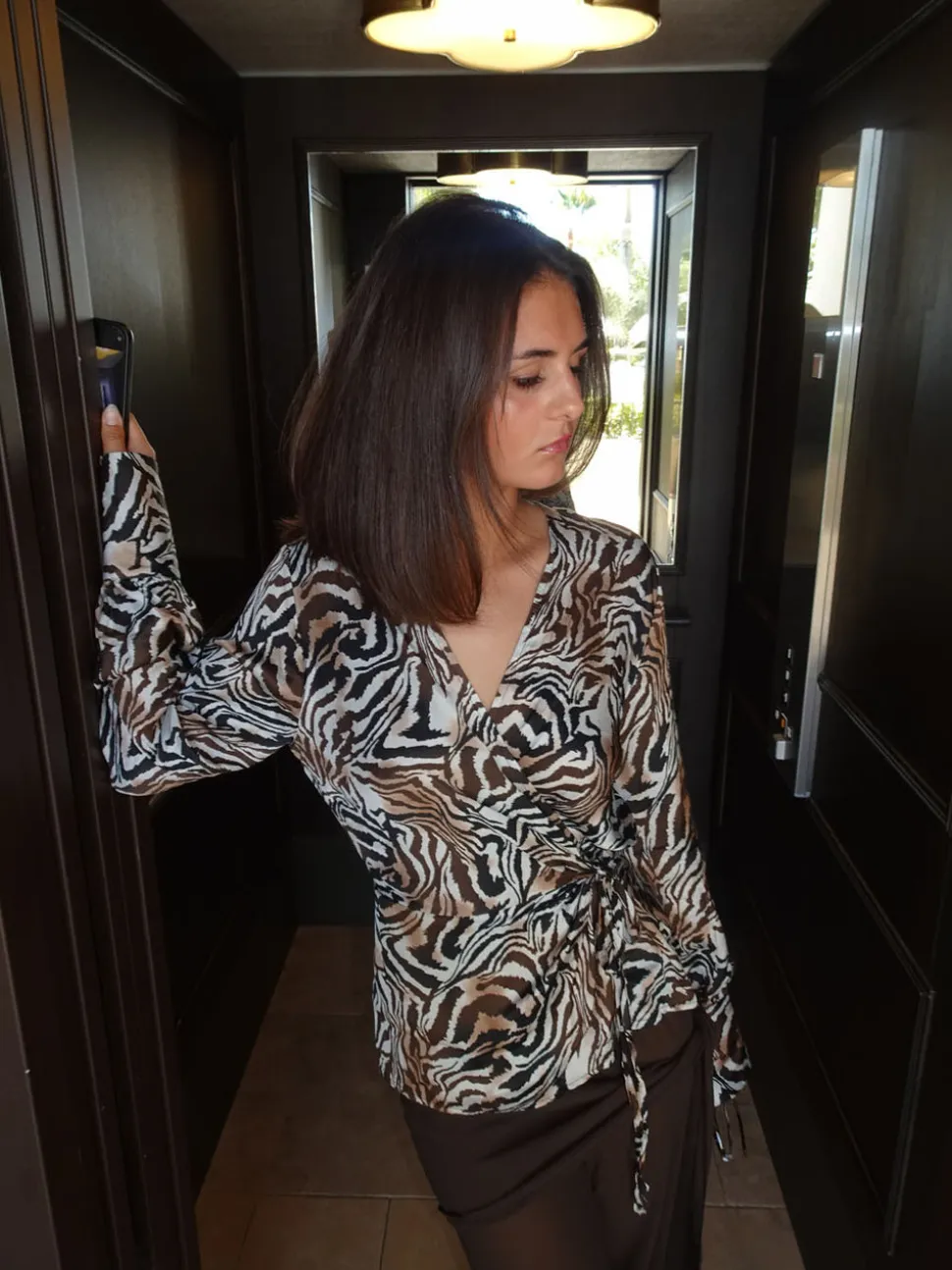 Zebriana bluse med zebra print - Brun/hvid/sort
